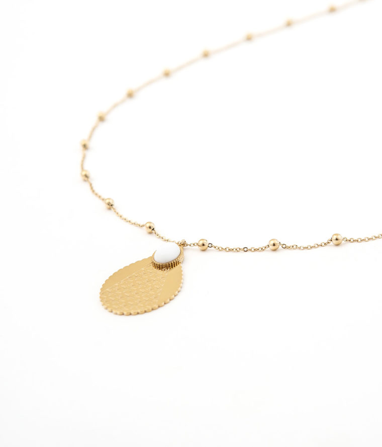 Collier stars
