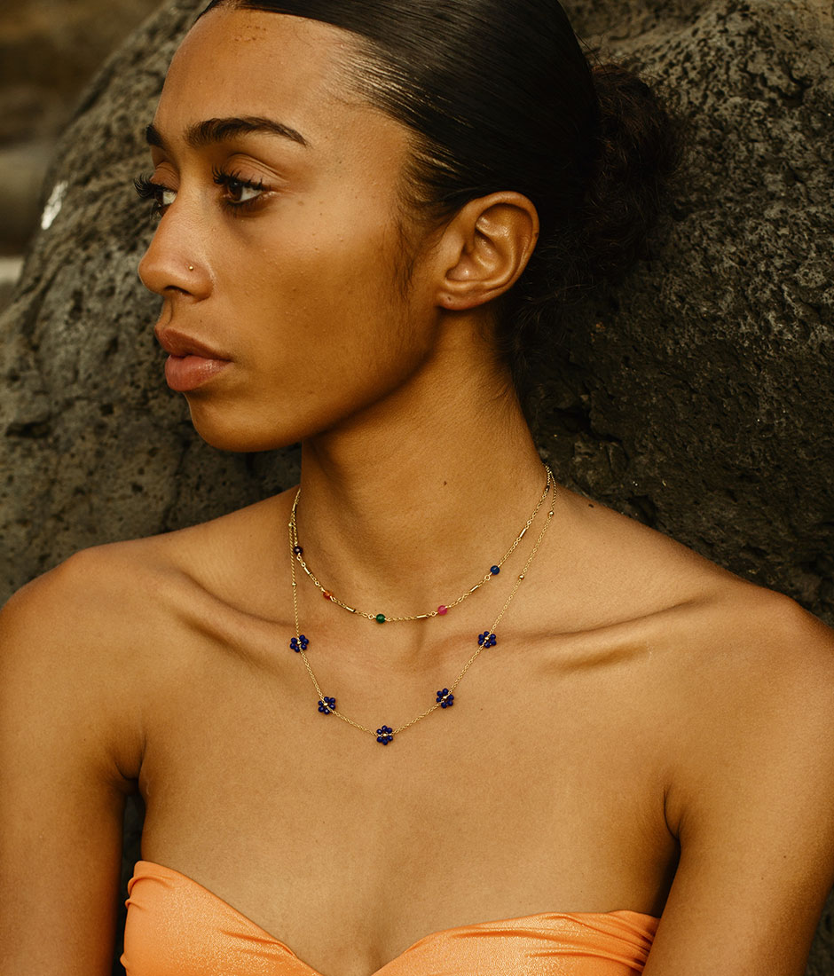 collier perles fleurs