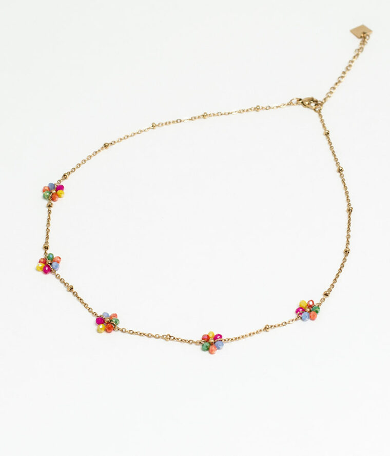 collier perles fleurs