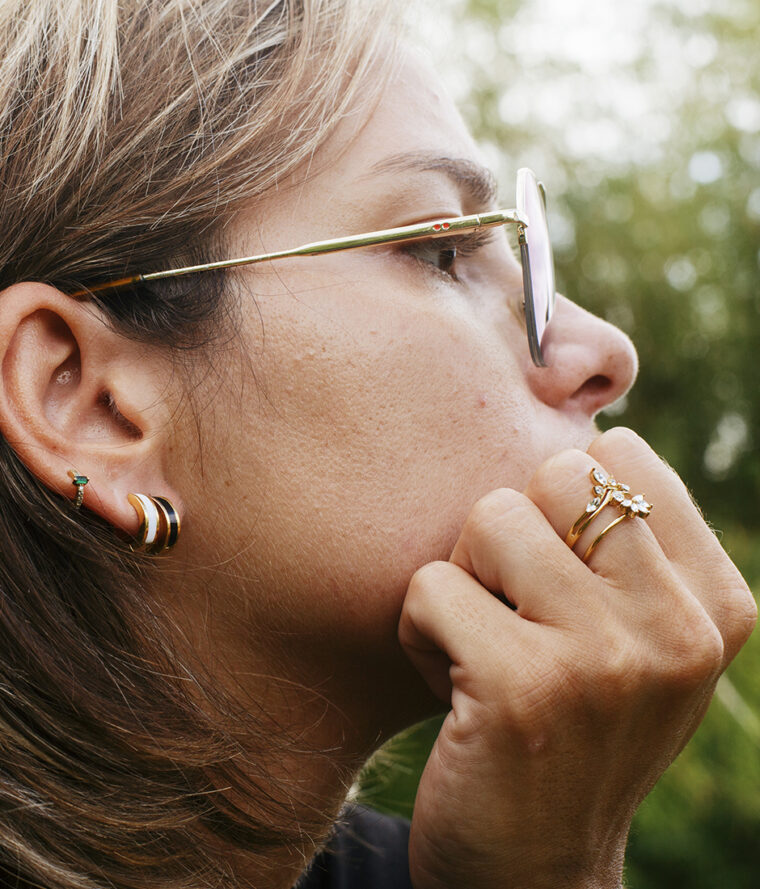 Bague zircons ajustable